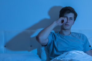 Vaak vroeg wakker. Dit is de reden waarom je vroeg wakker wordt